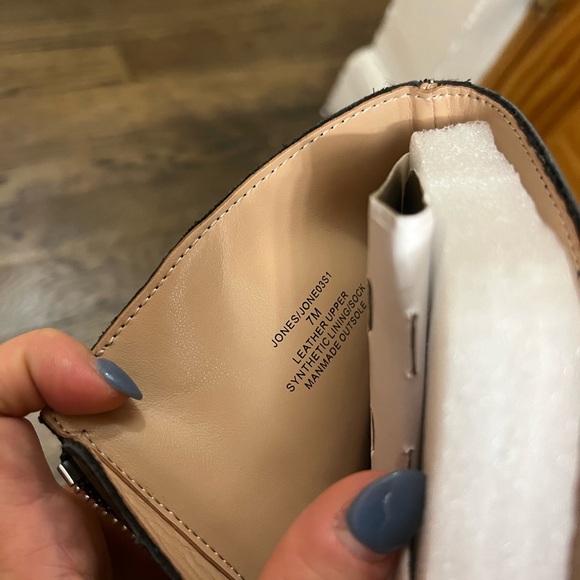 Steve Madden Jones Boots - Picture 5 of 5